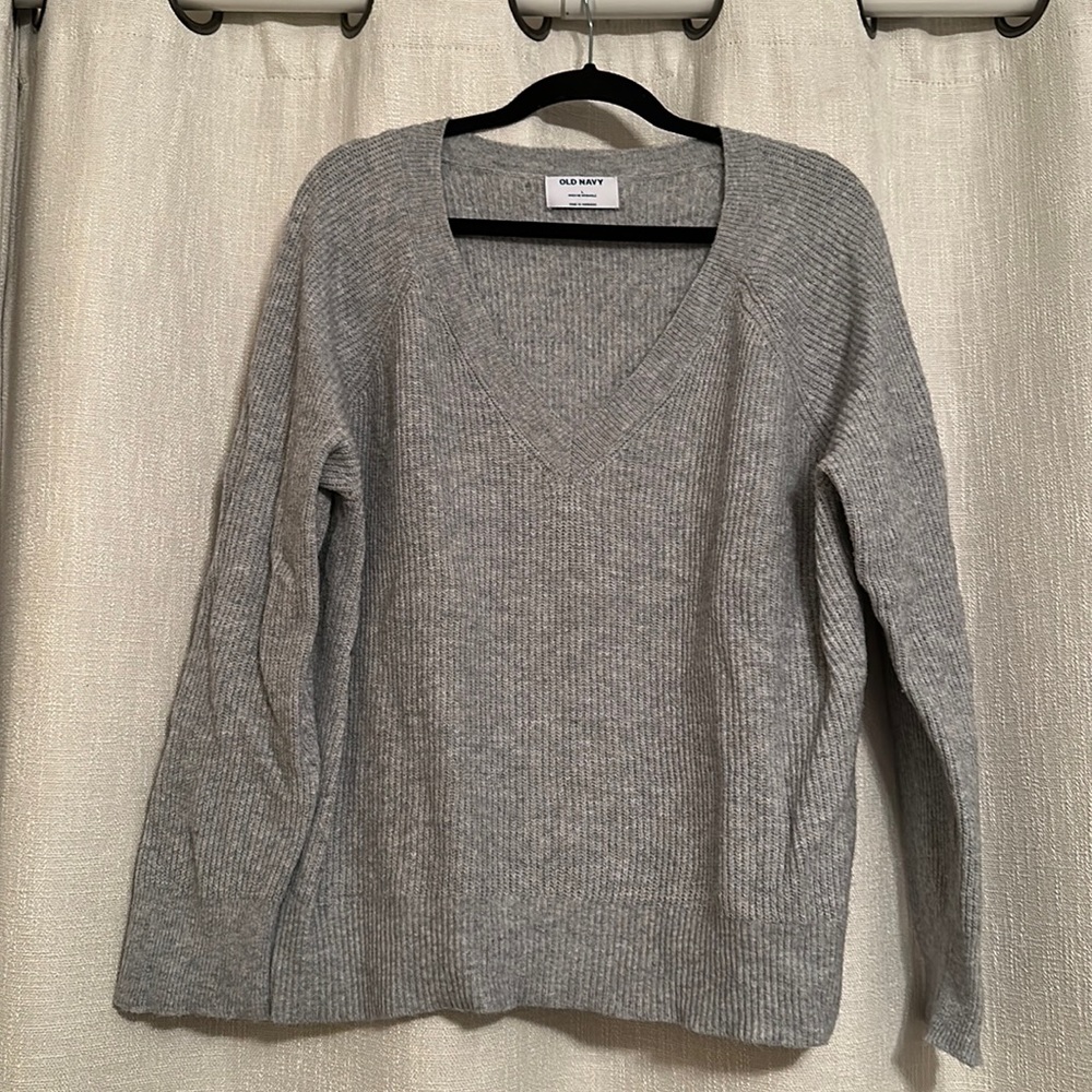 Old Navy Sweater